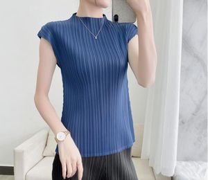 2023 New Tank Summer ISSEY T-shirt Pleated Casual Top