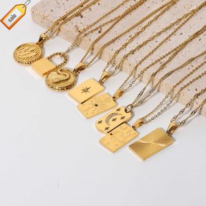 INS HOT 18K Gold Überzogene Kristall Pflastern Mond Stern Anhänger Zirkon Halsketten Edelstahl Tarot Halskette Schmuck