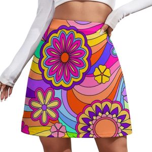 Saias Inspiradas no Flower Power Saia Feminina Groovy Hippy Retro Moderna Mini cintura alta Estampada Estética Casual Tamanho Grande 230603