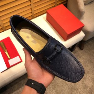 Yeni Varış 2023 Resmi Ayakkabı Erkekler tasarımcı Elbise Loafer'lar Glitter Kuaför İtalyan Ayakkabı Erkekler Düğün Ayakkabı Erkekler Zarif