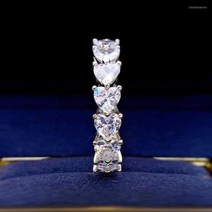 Cluster Rings DYGYD S925 Prata Love Row Diamante Moissanite Anel Stacked Women's Ins Style Sweet Heart Wholesale