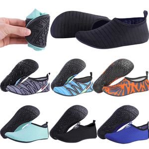 Su Ayakkabıları Unisex ve Yüzme Yumuşak Çıplak Ayak Dudak Nehri Su Sörfü Sualtı Spor Ayakkabıları P230605
