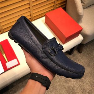 Yeni Varış 2023 Resmi Ayakkabı Erkekler Giyim Loafers Glitter Coiffeur İtalyan Ayakkabı Erkekler Düğün Ayakkabıları Erkekler Zarif Erkek Ayakkabi Buty