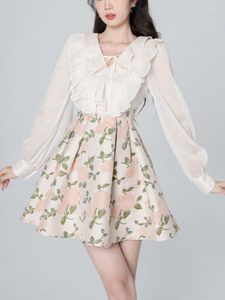 Повседневные платья шифоновые лоскутные изделия французское элегантное платье Женщины с воротником винтажный сладкий мини -женский цветочный принцип корейский дизайнер