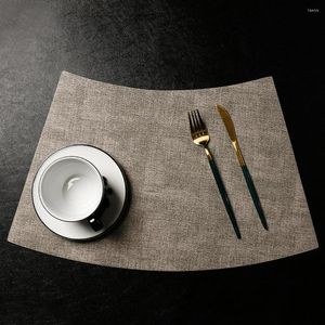 Esteiras de mesa Place Mat couro sintético cor sólida estilo moderno almofada de jantar à prova d'água resistente ao desgaste almofada resistente ao calor para uso doméstico
