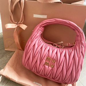 Wander Matelasse Miui Designer-Gepäck Strandtasche Herren Pochette Handtasche Abendtaschen Tote Echtes Leder Miu Umhängetaschen Damen Clutch Hobo Cross Body Damen Geldbörsen