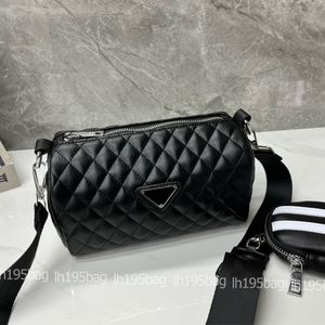 Brand New Classic Femme Shoulder Pillow Bags Designer Women Glossy Lady Leather Underarm Crossbody Bag Bolsos Moda Triangle Sign Woman Totes Luxury Bag