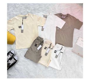 Ess baby barn designer kläder set pojkar flickor kläder väsentliga sommar lyxiga tshirts och shorts träning barn ungdom kläder kort ärm shir 5241