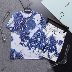 23SS designer Mens tracksuits summer classical letter print t shirts luxury stripe printing sport suits casual cotton men Graffiti printed shorts and t shirt sets