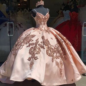 2023 Exquiste Sexy Quinceanera Dresses Blush Pink Rose Gold Lantejoulas Rendas Apliques Miçangas Sweetheart Alças Espaguete Plus Size Festa Formal Prom Vestidos De Noite