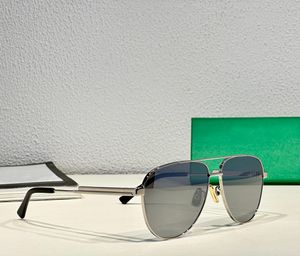 Silver/Silver Mirror Pilot Sunglasses Men Sunnies Gafas de sol Designer Sunglasses Shades Occhiali da sole UV400 Protection Eyewear