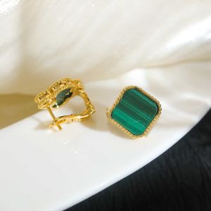 Vans Cleef 4-Leaf Clover EAR 클립 18K 골드 자연 자연 어머니 여인이 이어 구멍이없는 van Cleefity Earrings