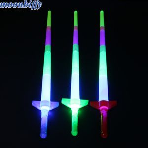 LED Light Sticks Rainbow Laser Sword utdragbara upp leksaker blinkande trollstavar Led Party Lightsaber RGB Kids Toys Lightstick Gifts 230605