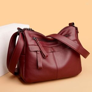 Bolsas de noite 2023 clássicas femininas de alta qualidade bolsa de couro bolsa de ombro de grande capacidade bolsa de luxo designer simples tiracolo