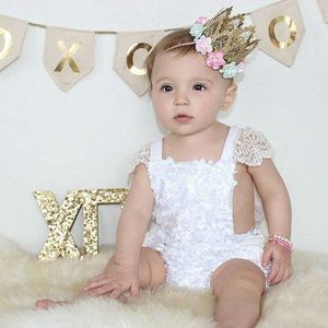 Zestawy odzieży Baby dziewczyny koronkowe kwiatowe ciasto bodysit romper kombinezonu bez pleców stroje Sunsuit Setfits