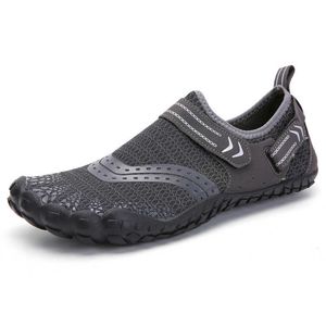 Appena arrivato Quick Dry Water Uomo Unisex Upstream Aqua Shoes Outdoor Beach Swimming Walking Jogging Sneakers P230603 buono