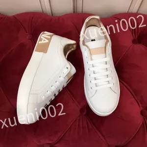 New Luxurys Designer Womens Casual Shoes Sneakers Leather Black Women Men White Shoes Sports Sports Platform Sneakers