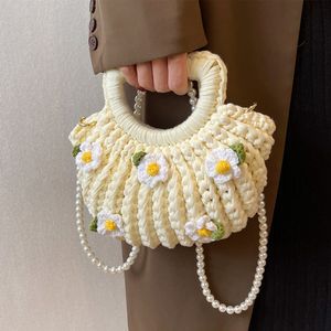 Kleine Baumwollfaden-Häkeltaschen für Damen, Sommermode, handgewebte Designer-Handtaschen, Damen-Puff-Blumen-Strand-Shell-Tasche