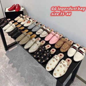 Princetown Designer Slippers Women Mules Loafers Leather Slides Metal Chain Comfortable Casual Shoe Lace Velvet Slipper With Dust Bags