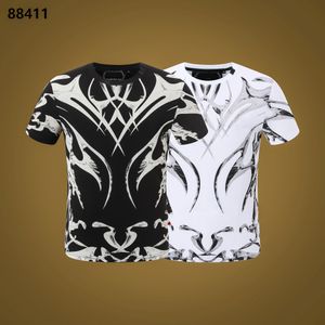 Phillip Plain TシャツPPメンズデザイナーTシャツブランド衣類メンズラインストーングラフィックTシャツスカルプリントプリントブリングストーンクラシック高品質のヒップホップカジュアルP88411