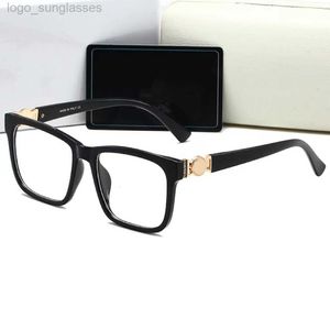 2024 Designer Solglasögon Läsglasögon för kvinnor och män Transparent Classic Clear Optical Goggles White Box Versage Solglasögon