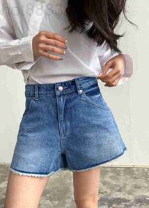 Women's Jeans Designer 2023 Summer New Back Pocket Panel Embroidered Letters Comfortable Versatile Denim Shorts ML81