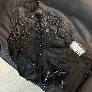 Kadınlar bluz gömlekleri tasarımcı ipek polo yaka gömlek 2023 yaz yeni nakış mektubu dekorasyon sıcak elmas tam gökyüzü yıldız siyah uzun kollu üst rlcd