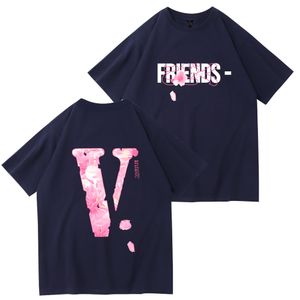 Vlone Tees vlone 브랜드 T 셔츠 남성 메르스 티셔츠 vlones 트렌디 한 핑크 레터 큰 V 인쇄 및 여성 캐주얼 힙합 짧은 여름 남성 T 셔츠 여성 디자인 남자 Tshirt 사이즈 S-3XL