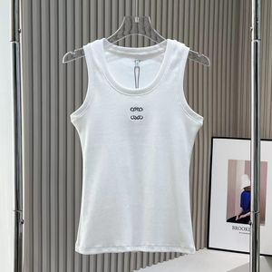 Loeweve tank üst tasarımcı lowew üst tişört kadınlar kırpılmış üst tişörtler tank üst anagram düzenli kırpılmış pamuk jersey kamis kadın tees nakış triko kadın 908