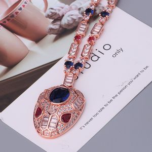 collana blu lunghe oro in oro coglione delicato serpente iniziale collane di lusso pendenti per donna diamanti designer di lusso gioiello festeggiato per matrimoni Mother regali di compleanno cool cool cool