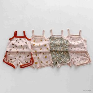 Completi di abbigliamento Set di pigiami da bambina per neonato Set di canotta e pantaloncini in maglia sottile per neonati estivi