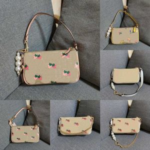 26 Estilos de Bolsa de Axilas Cadeia de Pérolas Bolsa de Designer Feminina Bolsa de Ombro Único Flor C Letra Luxos Bolsa de Mão Morango Bolsa Mahjong 230318