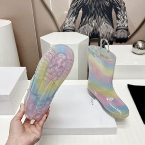 العلامة التجارية الفاخرة للأحذية النسائية ركبة شتاء فارس Rainboots الغرض الخاص TPU أحذية عالية 25 سم الحجم 36-40