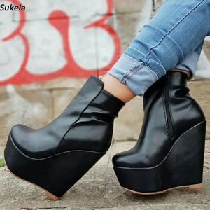 Sukeia New Fashion Women Winter Ankle Boots Sidan blixtlås Rund tå kilar klackar svarta festskor damer oss plus storlek 5-20