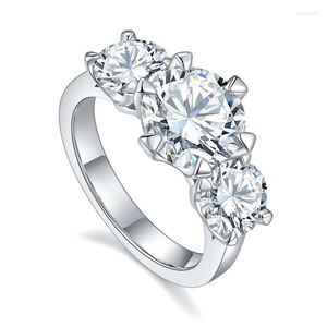 Cluster Rings Three Stone 5 D Color Moissanite Diamond Ring S925 Silver Electroplating K Gold Engagement Women Fine Jewelry