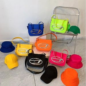Bolsa de ombro de grife Moda Clutch Flap Bags Handle Womens Luxury Handbag Nappa Casual Crossbody Bags Unique Strap Bag