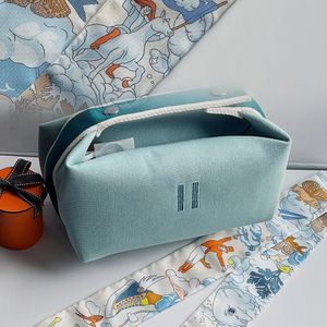 fashion top handle canvas Mens wash cosmetic Bags luxury nylon Womens weekend makeup 2size toiletry Bag Designer pouch tote handbag clutch travel gym makeup hand bag