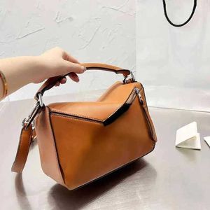 Neue Ankunft Frauen Geometrische Figuren Umhängetaschen Brief Drucken Designer Tasche Frauen Braun Tote Tasche Frauen Umhängetaschen Geldbörsen Designer Handtaschen 220824