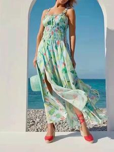 Abiti casual Fashion Runway 2023 Summer Elegant Long Dress Women Spaghetti Strap Green Flower Print Backless Elastic Waist Holiday