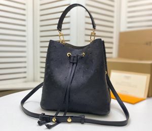 7A Tasarımcı Çanta Orijinal Deri Kova Çantaları Neonoe Çanta Tote Omuz Crossbody Çanta Neo Noe Drawstring Tote Kadın Monogramlar Kabartma Drawstring