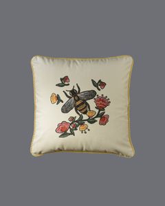 Luxury Honeybee Floral Throw Pillow Cushion Covers Case Baroque Style Highly Ornate Velvet Pillow Cover Family Gift