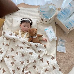 Niedźwiedź nadruk dla dzieci nowonarodzony muślinowa bawełniana gaza gazy owinięcia pościel niemowlęta dla chłopców śpiący koc