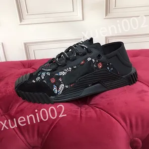 2023 Top Hot Luxurys Designer Classics Skor Plattform Sneakers Mens Womens Casual Shoes Black Glitter Bottoms Flat Trainers