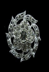 Işıltılı gümüş tonlu çinko alaşım küçük çiçek kristal broş rhinestoen diamante mücevher aksesuar hediye pins7192827