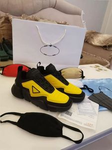 2023 Luxurys Men نساء مصممي أحذية غير رسمية مصممين مموهة مصمم أحذية رياضية مع مربع Super Light Trainers Rubber Platform