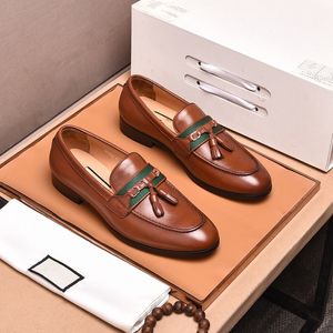 2023 Üst Model Klasik İş Erkekler Tasarımcı Elbise Ayakkabı Moda Zarif Resmi Düğün Ayakkabı Erkekleri Ofis Oxford Ayakkabı Boyutu 6.5-11