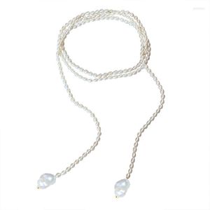 Catene Collana di perle stile barocco in argento 925 Catena maglione multistrato Colletti lunghi Elegante Luce Lusso Una varietà di abbigliamento