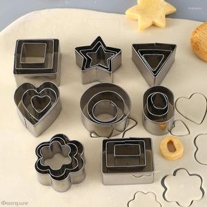 Backformen Mini-Ausstechform-Set – 24 kleine Formen zum Ausschneiden von Gebäck, Teig, Kuchen, Kruste, Obst, Blume, Herz, Stern, geometrisches Werkzeug