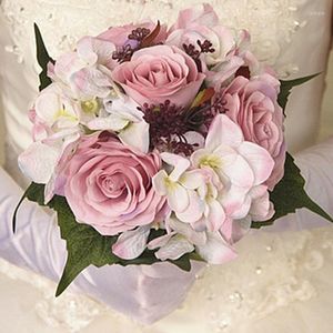 Dekorativa blommor Simulering Rose Hydrangea Bunch Silk Bride Holding Bouquet Wedding Decor vardagsrum Hemma Hemma Evenemang Blommor Arrangemang