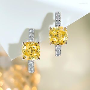 Brincos elegantes e luxuosos, diamante amarelo artificial, prata 925 incrustado com alto teor de carbono, design pequeno e versátil